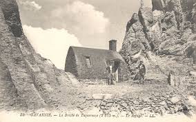 Le refuge de Tuquerouye : doyen des Pyrénées, balcon du Mont-Perdu — photo 1